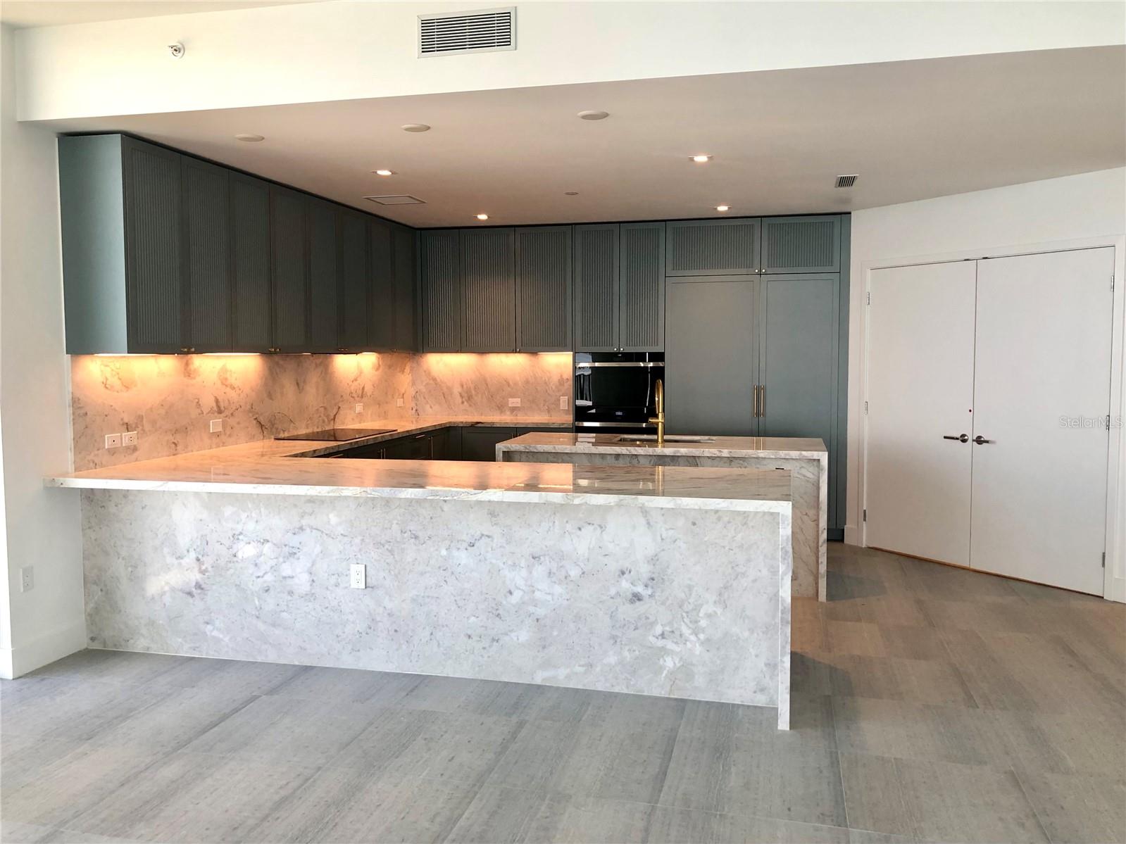 MADRID REV - Residential