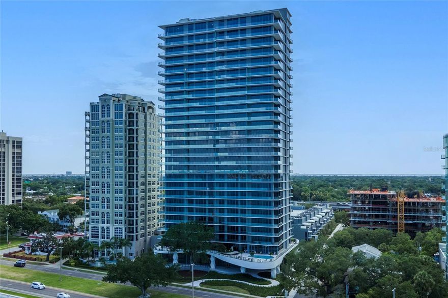 Welcome to the Ritz Carlton Residences, Tampa! Here's your opportunity to live in the most sought after property on Tampa's iconic Bayshore Blvd. This BRAND NEW MOVE-IN READY **CORNER UNIT** 3 bedroom residence + den with 3 1/2 baths has stunning open bay water and downtown views from the large bay front balcony which has access from the Primary Bedroom and the living room. This home encompasses the entire south side of the building offering expansive eastern and southern views off of the wrap around front balcony and a 2nd sunset balcony off of the two guest suites. Step off the elevator into your private entry foyer with double doors leading to the home. The 10 foot high ceilings and floor-to-ceiling windows offer abundant natural light and breathtaking views. The kitchen and entire home have high-end finishes synonymous with the Ritz Carlton brand: Sub Zero and Wolf appliances complimented by bespoke Stone countertops, custom-designed Italian Cabinetry by ItalKraft, huge walk-in closets, high-end Kohler plumbing fixtures, and full-size top-of-the-line washers and dryers. A true first class full service building with 24/7 concierge, a sunset and sunrise pool with water views, valet parking, multiple meeting spaces, gym, golf simulator room, and full service spa!
