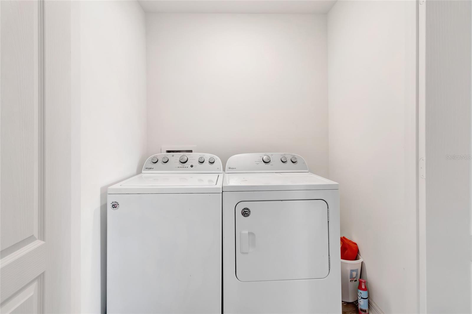 HAMLETS/TAVARES - Residential