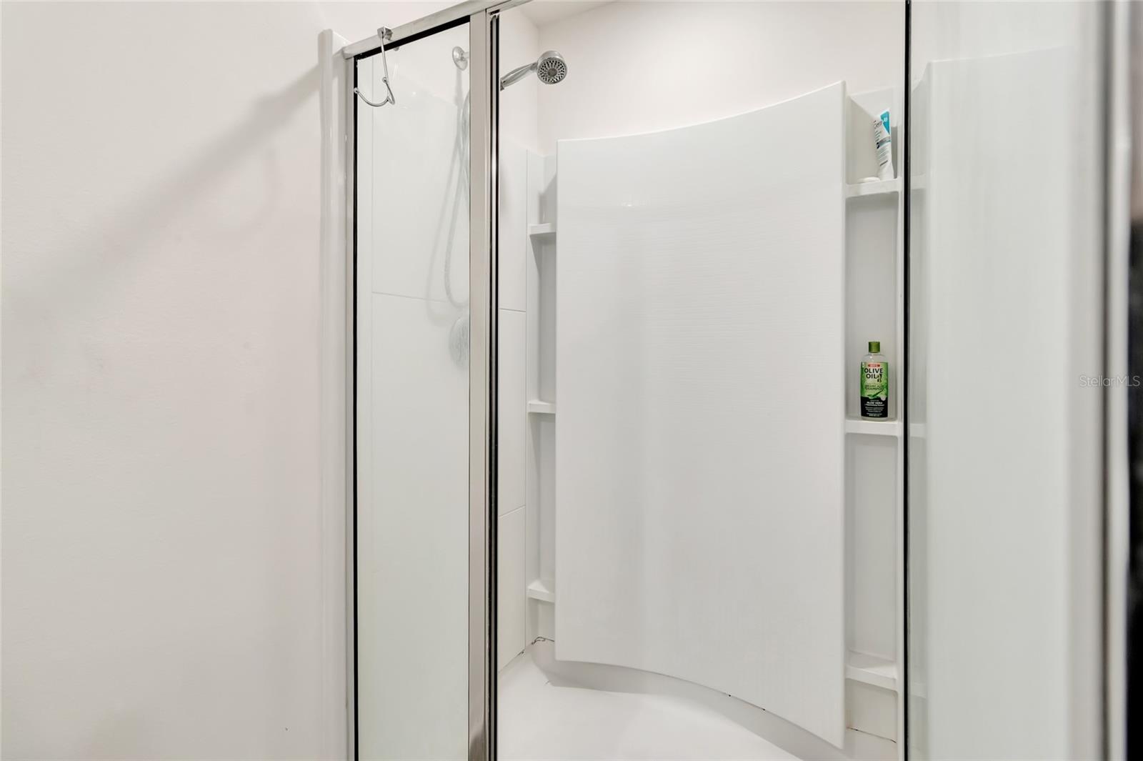 HAMLETS/TAVARES - Residential