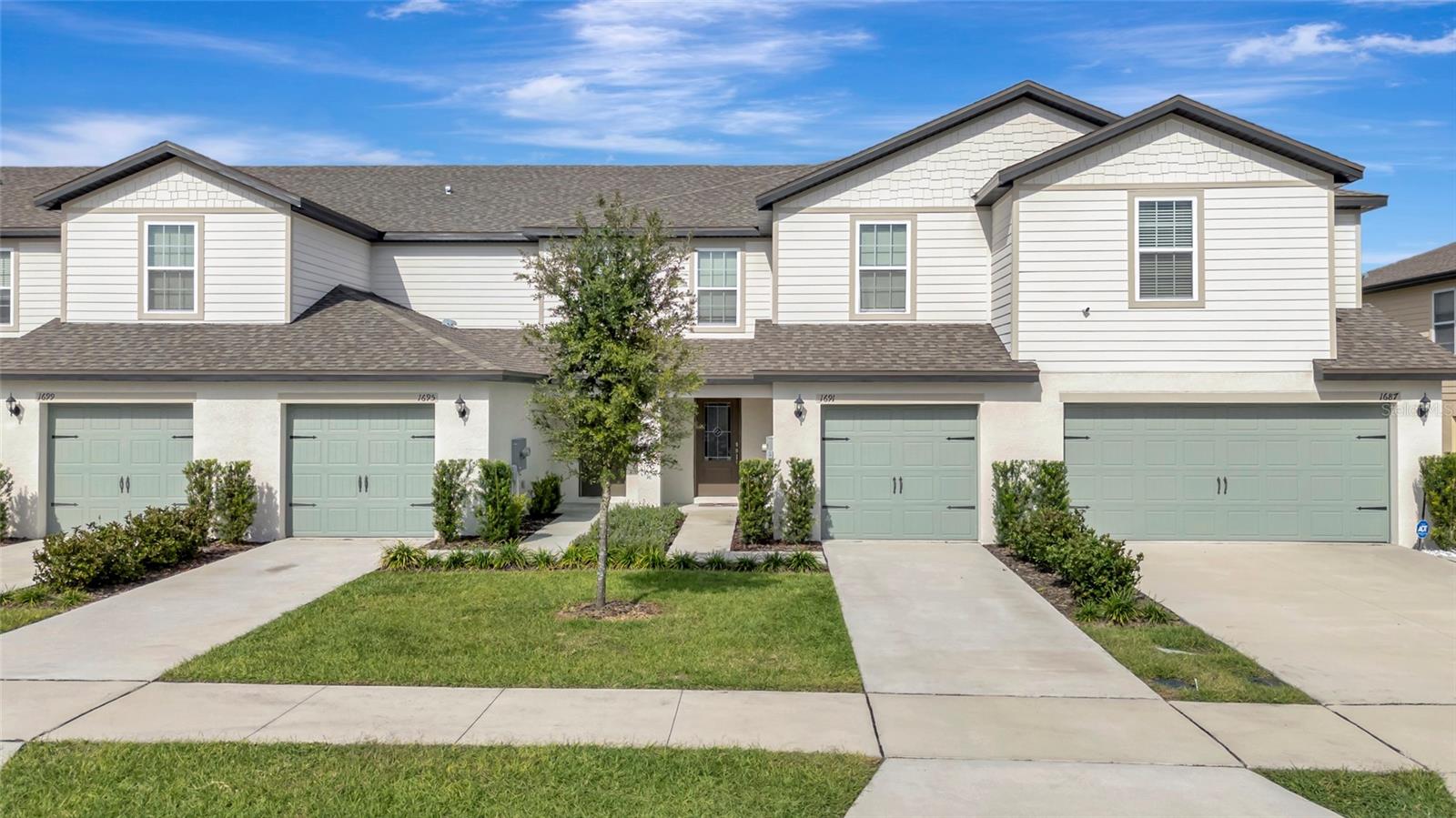 HAMLETS/TAVARES - Residential