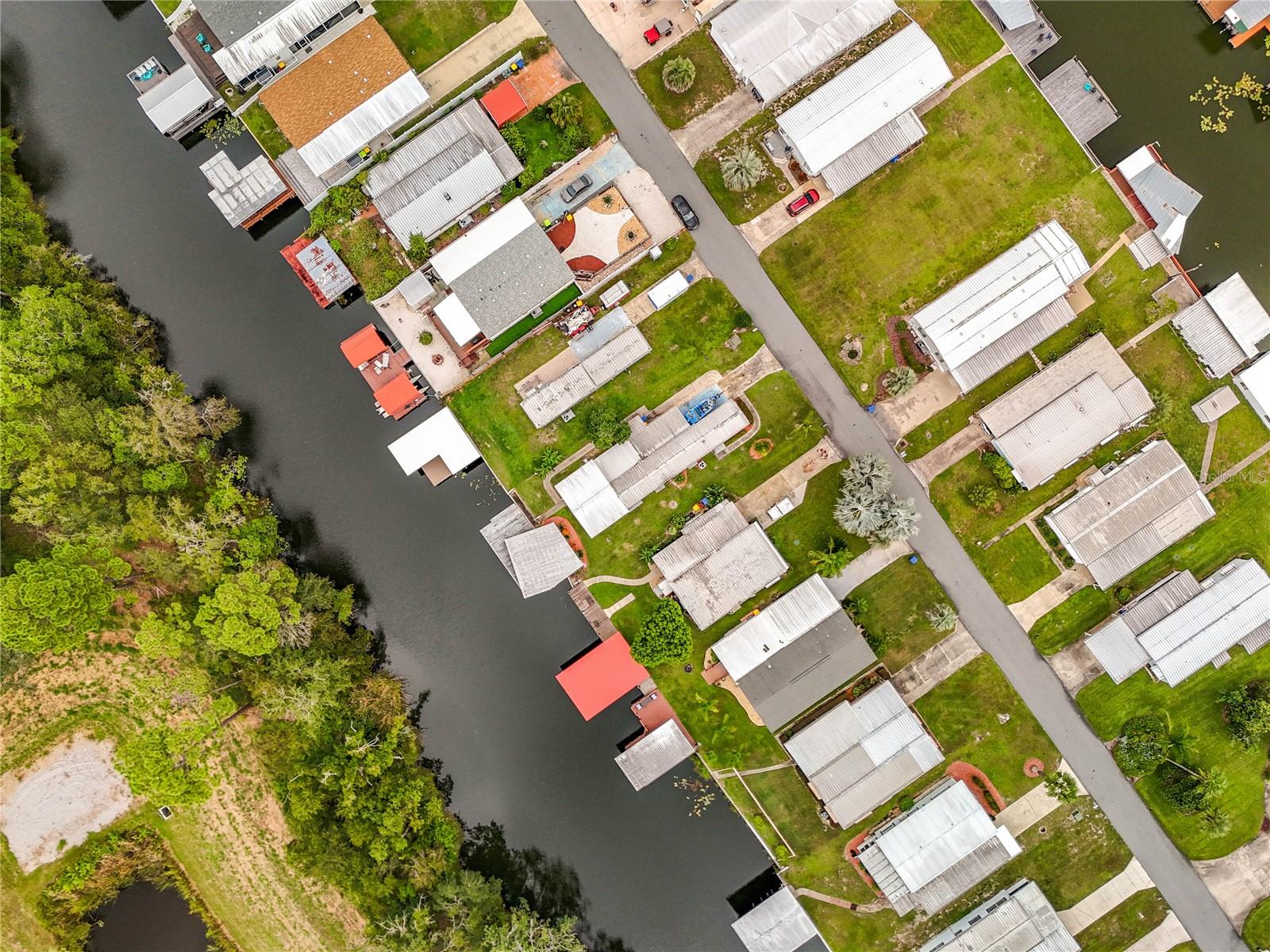 ASTATULA E LAKE HARRIS ESTATES ADD 05 - Residential