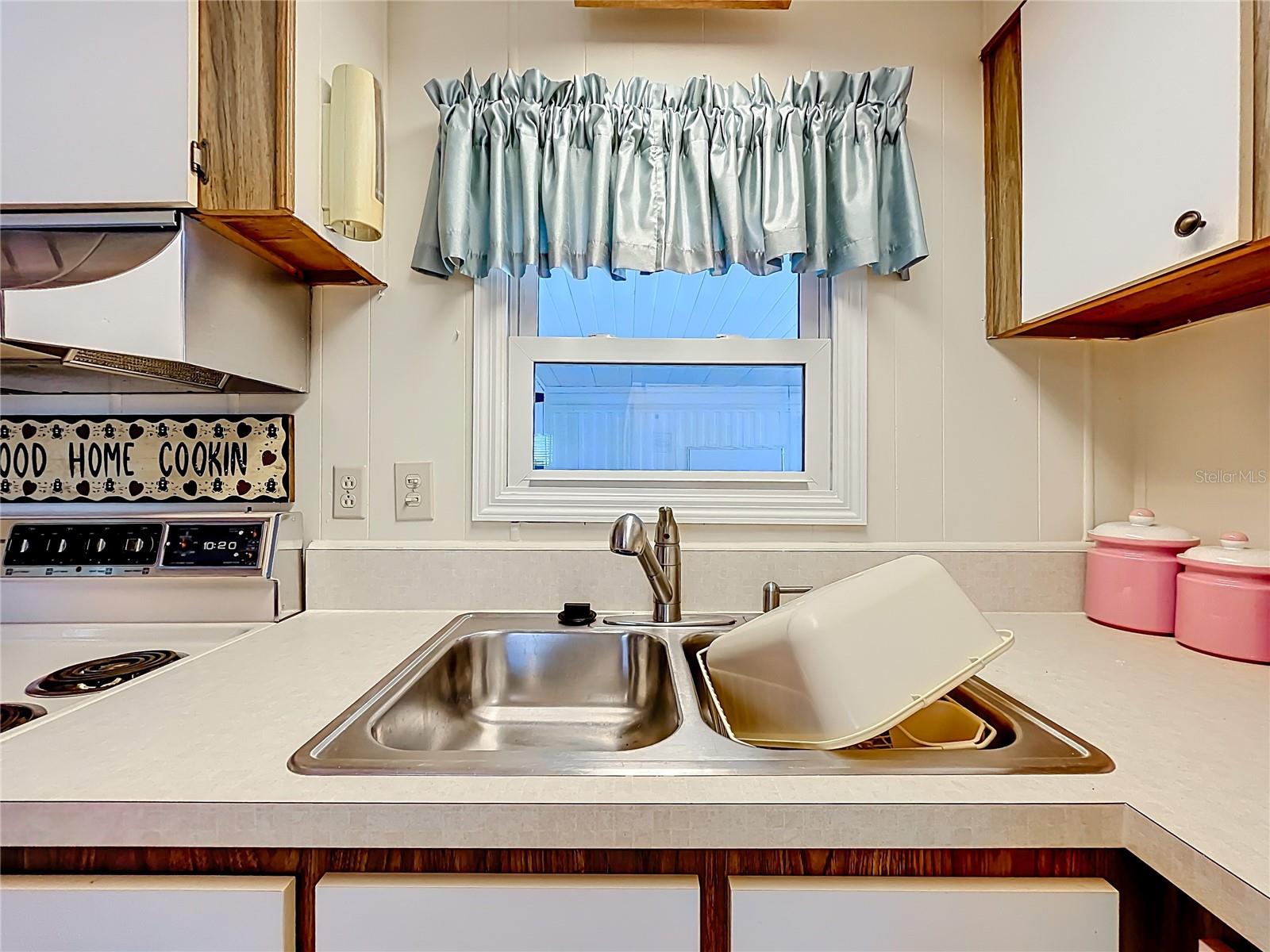 ASTATULA E LAKE HARRIS ESTATES ADD 05 - Residential