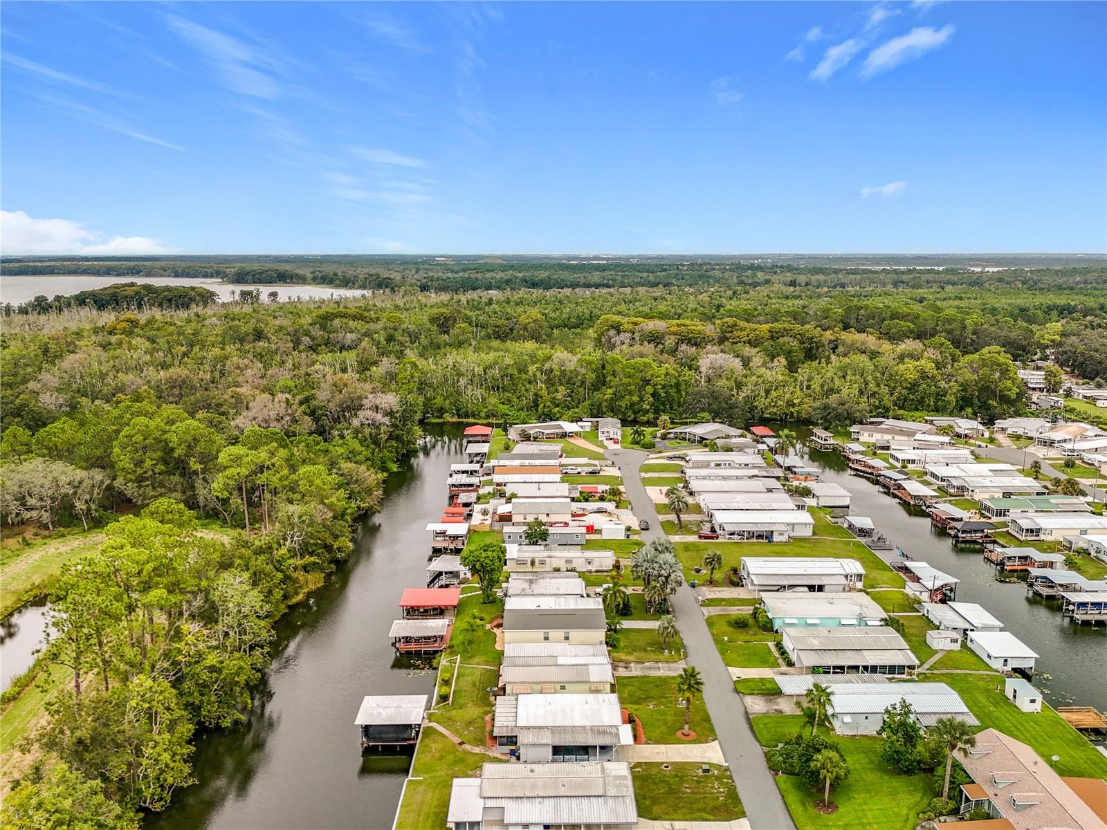 ASTATULA E LAKE HARRIS ESTATES ADD 05 - Residential