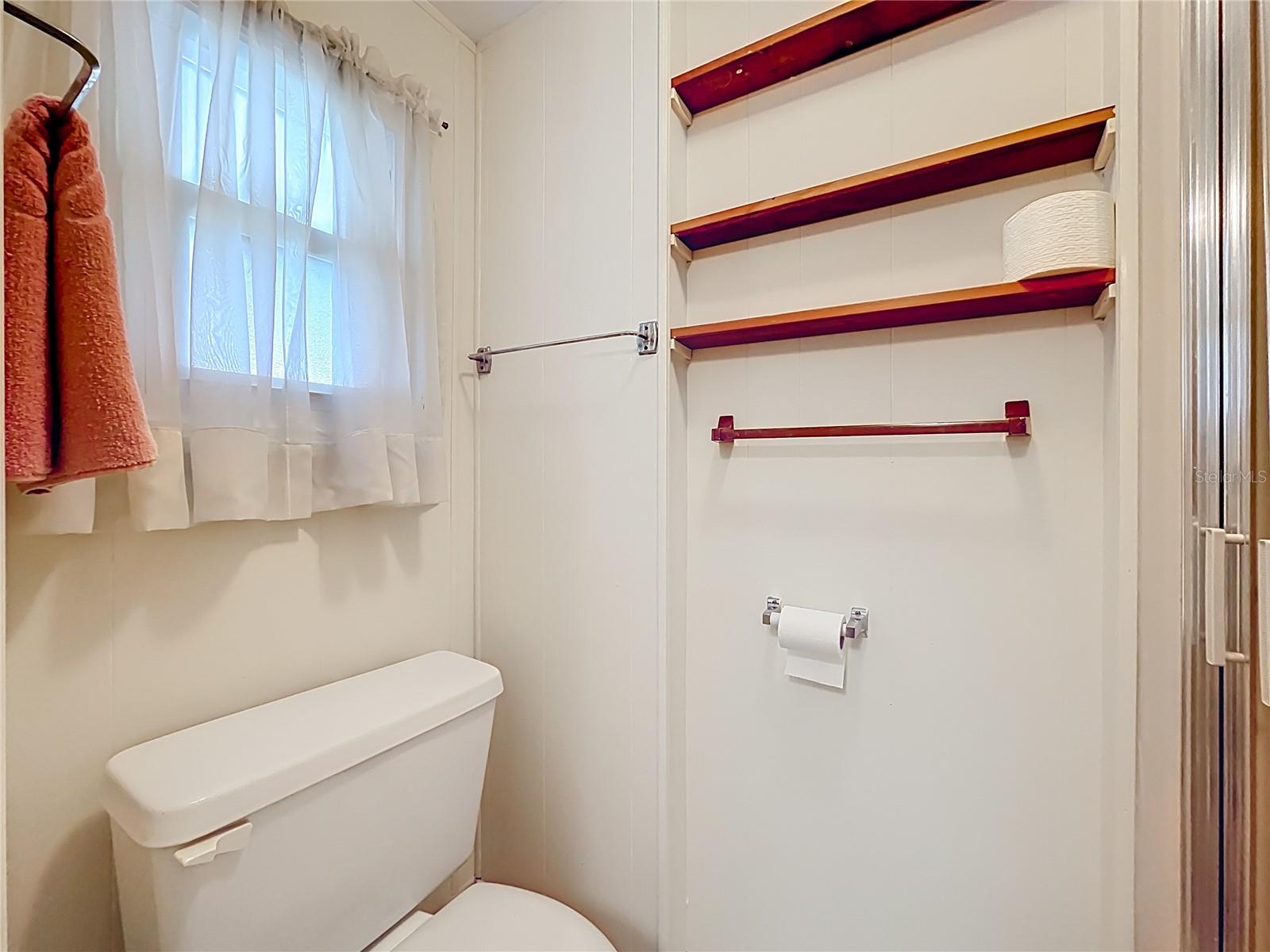 ASTATULA E LAKE HARRIS ESTATES ADD 05 - Residential