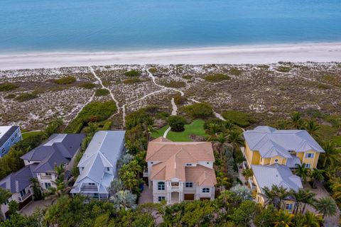 A home in LONGBOAT KEY