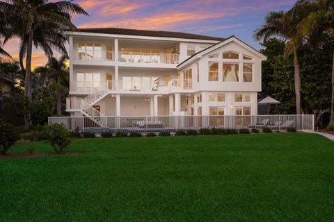 A home in LONGBOAT KEY