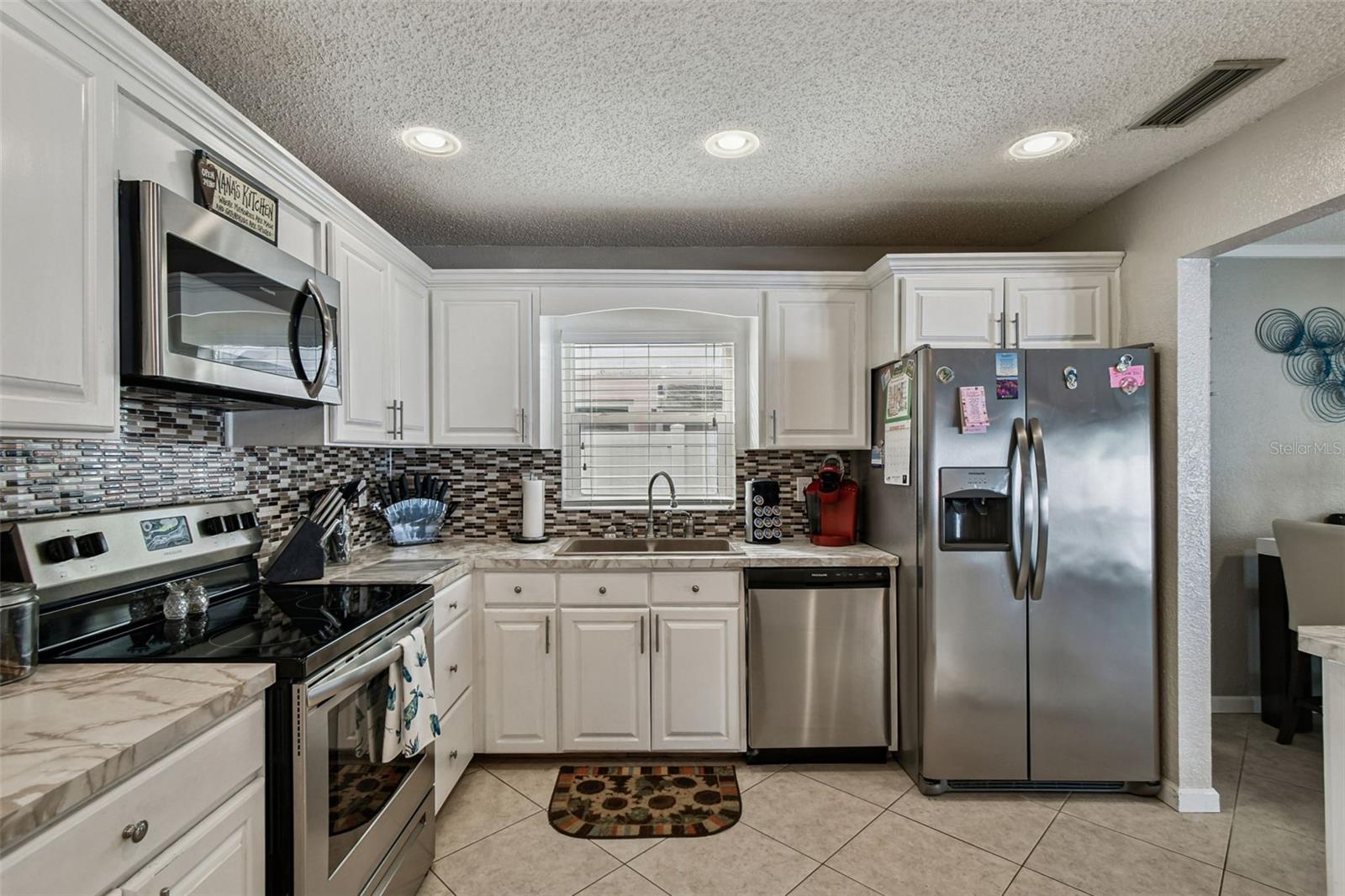 BENT TREE ESTATES EAST - Residential