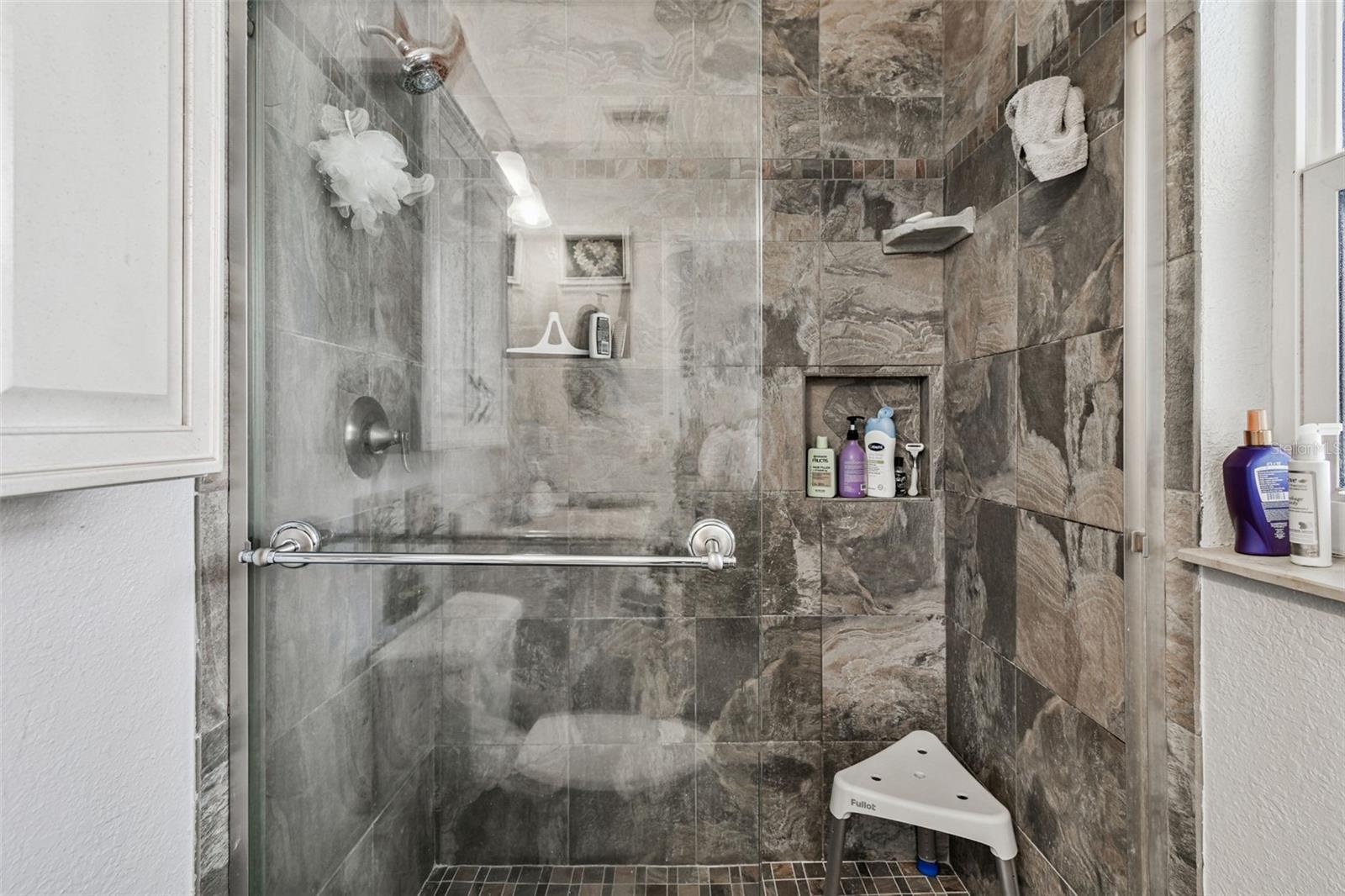 BENT TREE ESTATES EAST - Residential