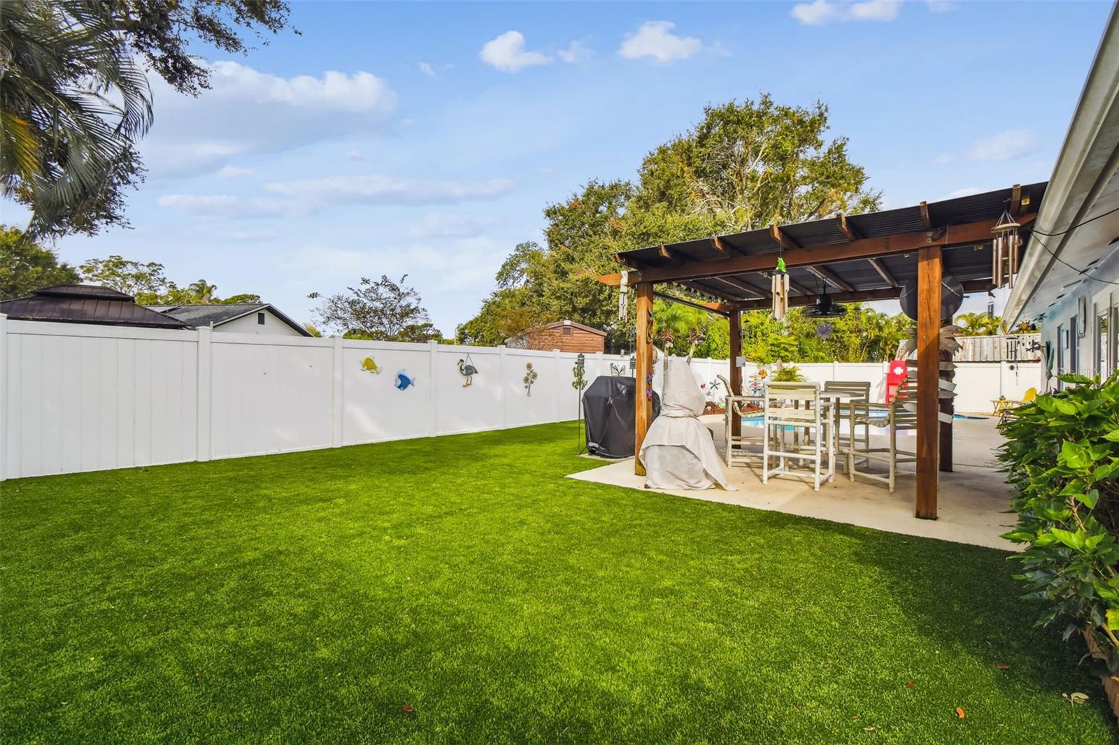 BENT TREE ESTATES EAST - Residential