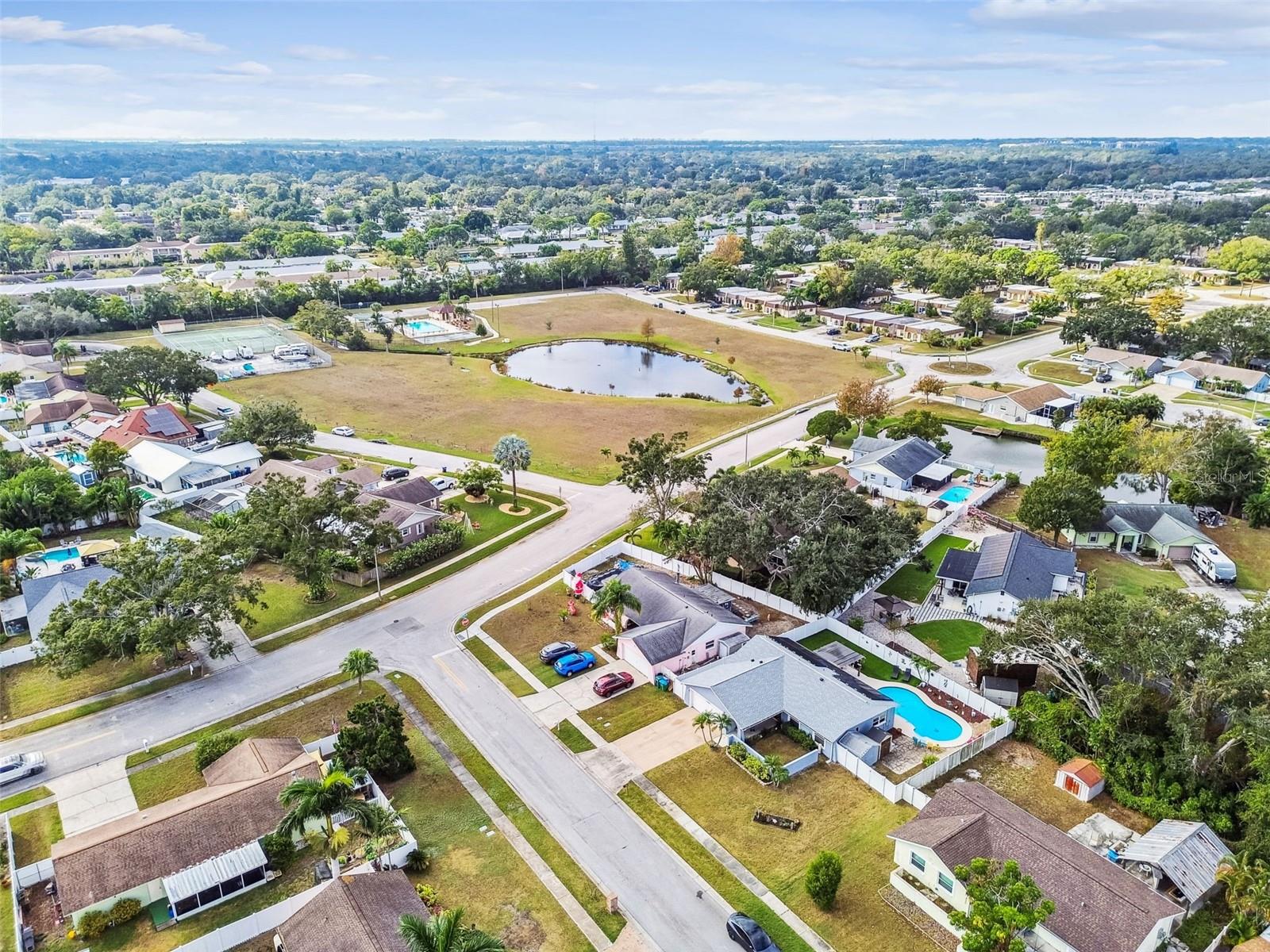 BENT TREE ESTATES EAST - Residential