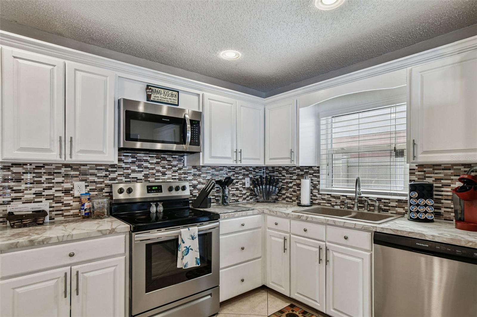 BENT TREE ESTATES EAST - Residential