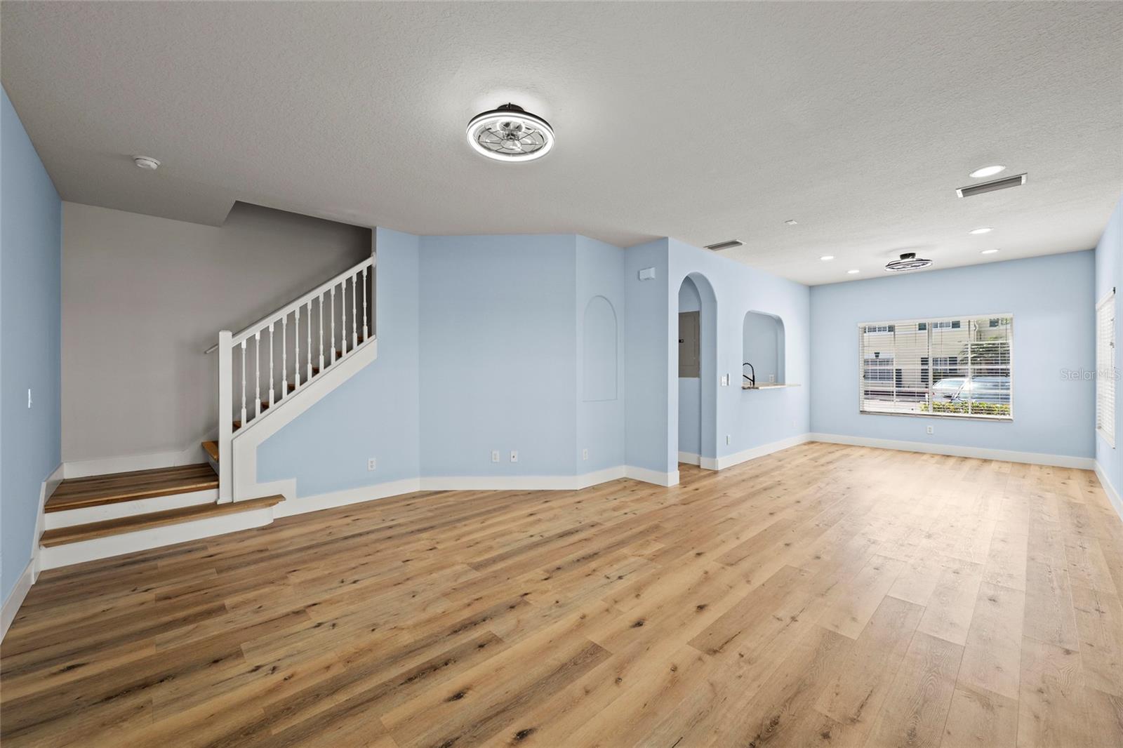 THE TWNHMS AT LIGHTHOUSE COVE I - Residential