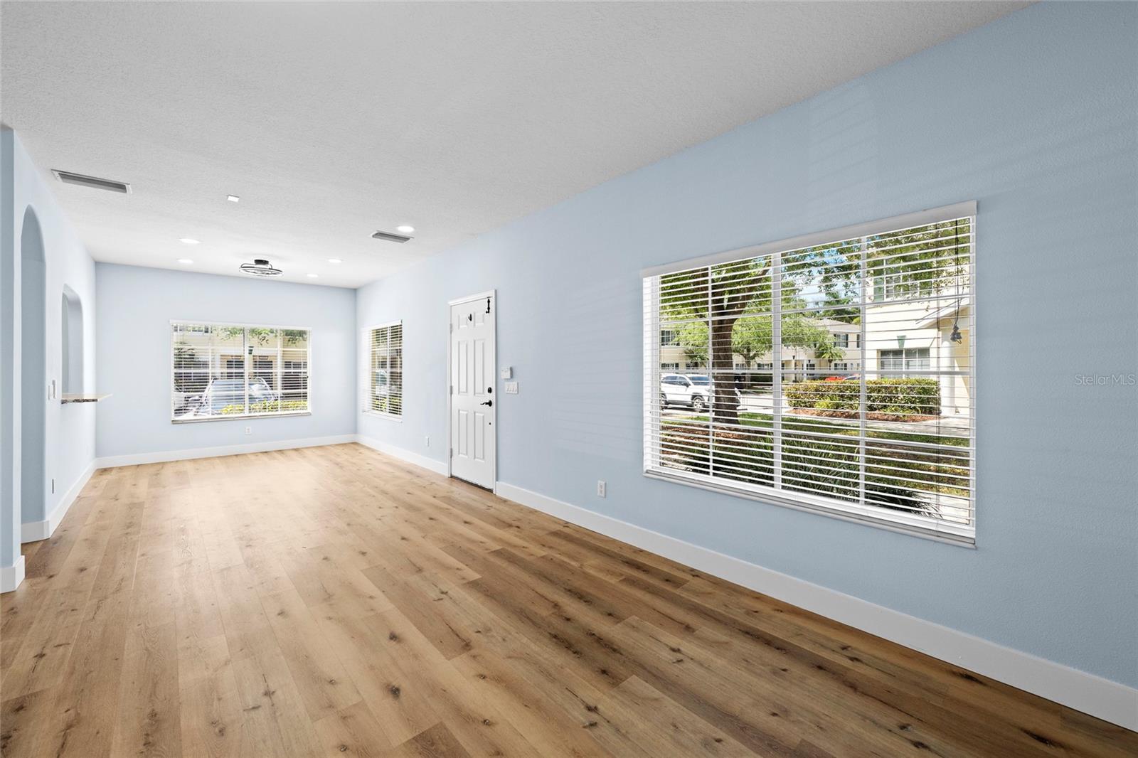 THE TWNHMS AT LIGHTHOUSE COVE I - Residential