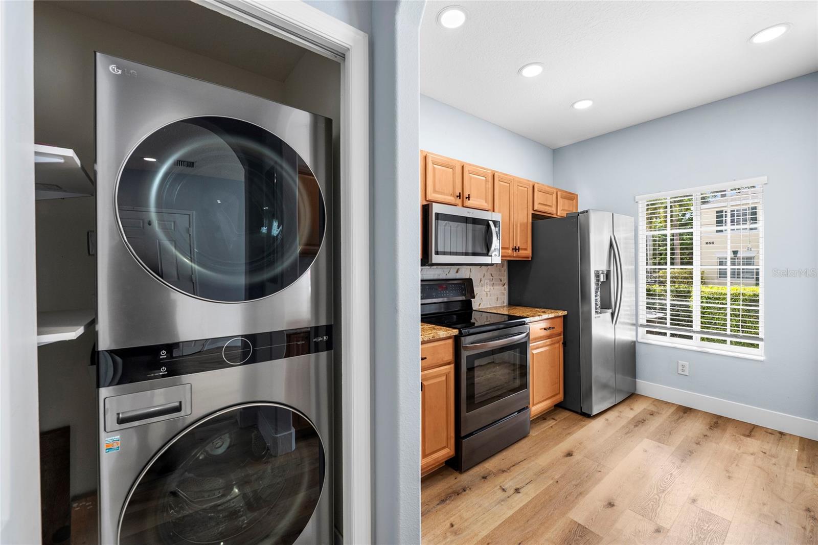 THE TWNHMS AT LIGHTHOUSE COVE I - Residential