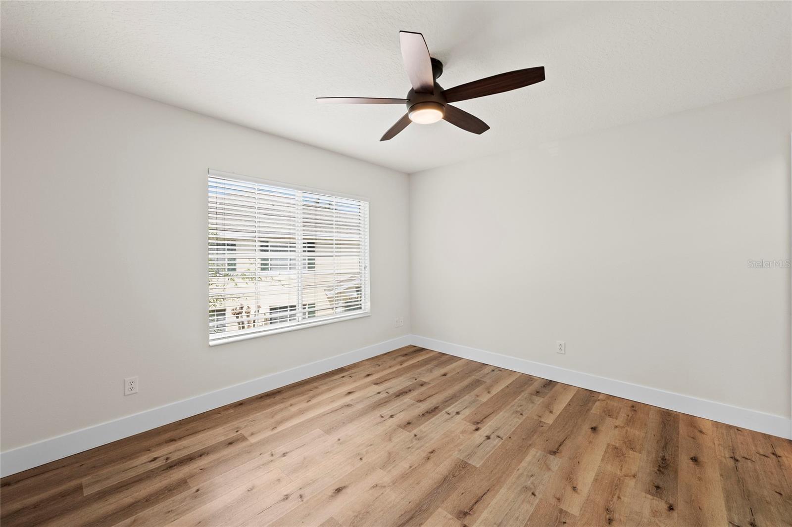 THE TWNHMS AT LIGHTHOUSE COVE I - Residential