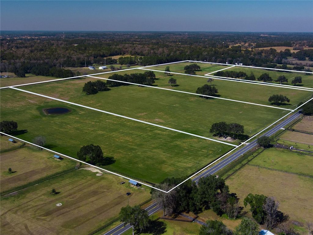 Photo of Tbd NW Gainesville Road, Reddick, FL 32686 (MLS # OM723151)