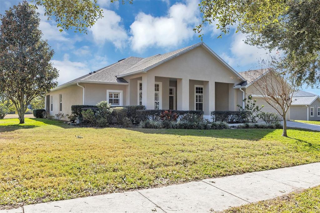 Photo of 9703 Spring Lake Drive, Clermont, FL 34711 (MLS # O6376328)