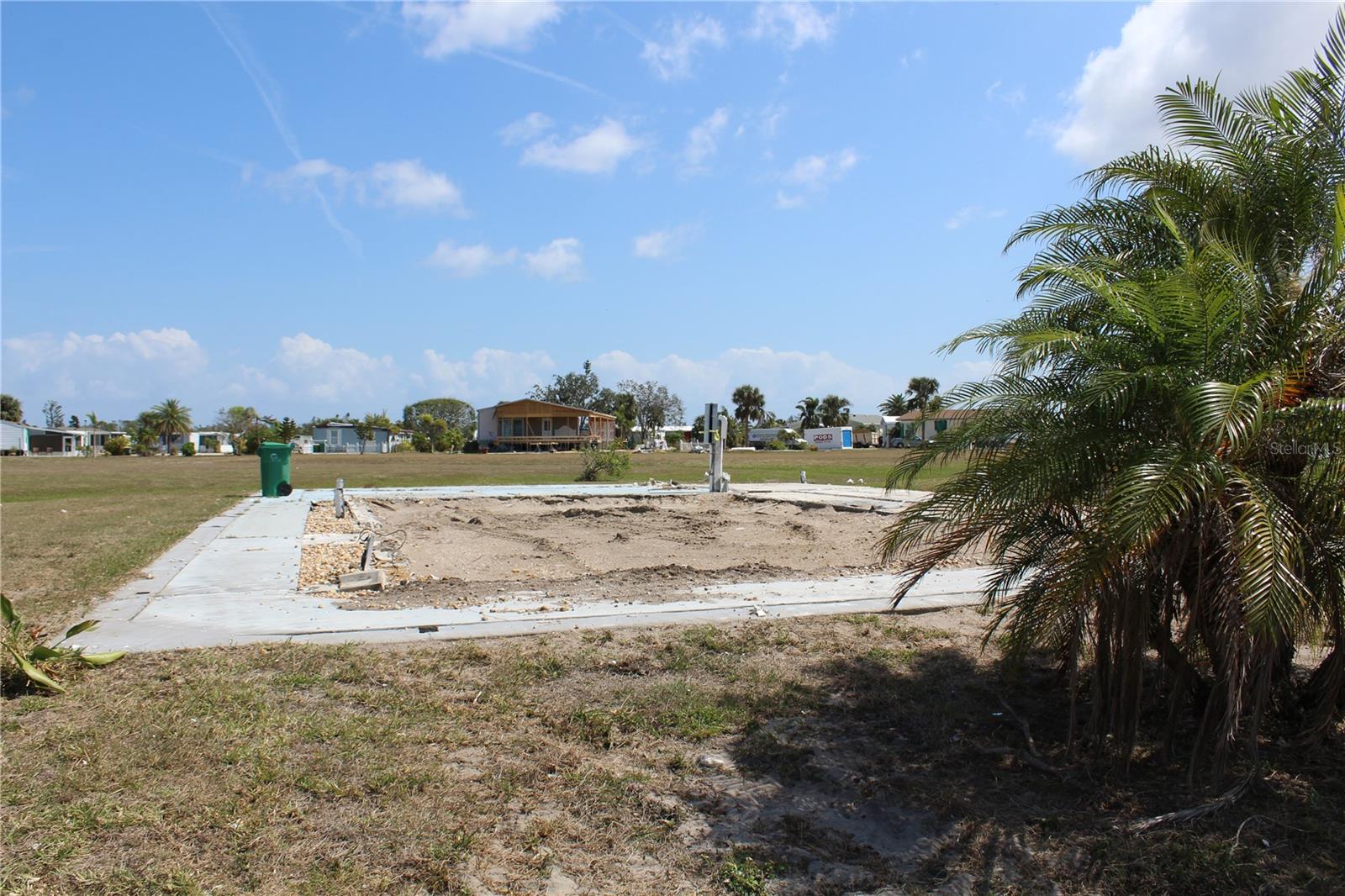 VILLAGE OF HOLIDAY LAKE - Land