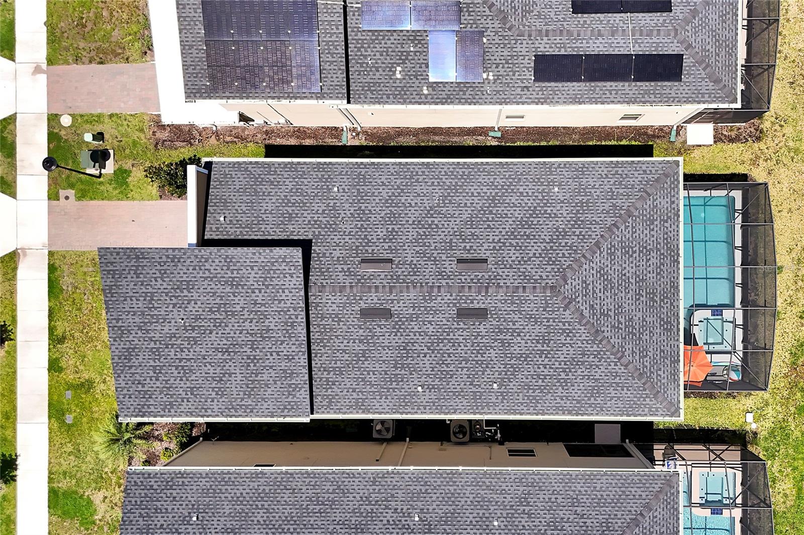 COVE/STOREY LK IV - Residential