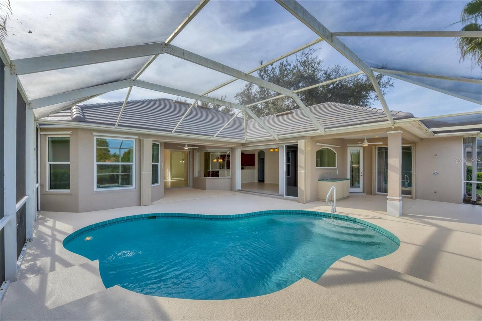 PARK TRACE ESTATES - Residential