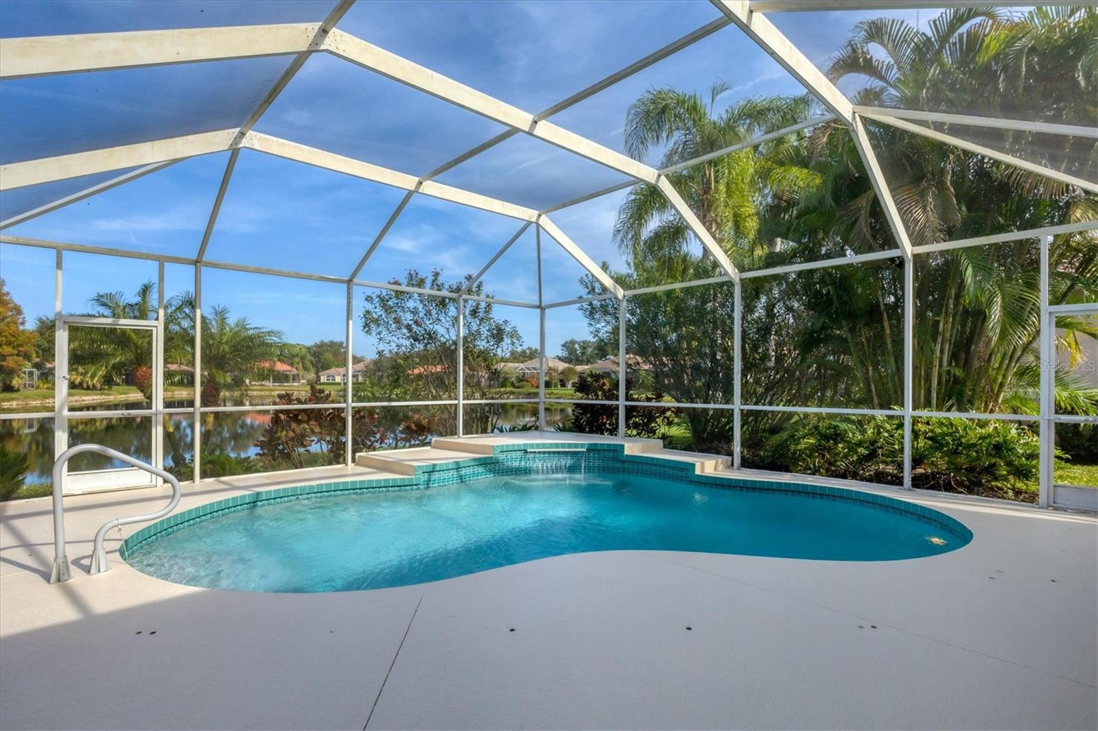 PARK TRACE ESTATES - Residential