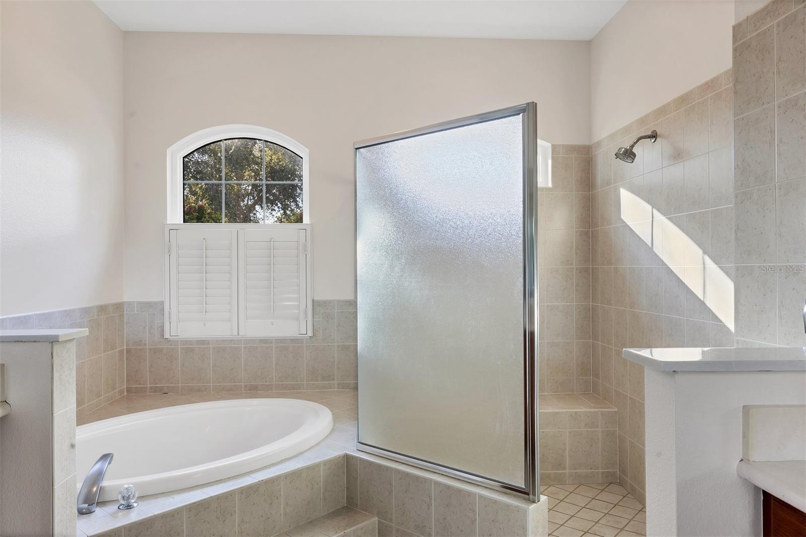 PARK TRACE ESTATES - Residential