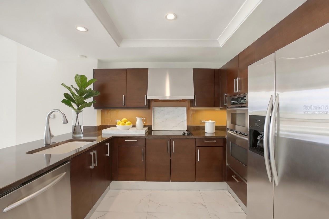 1350 MAIN RESIDENTIAL - Residential