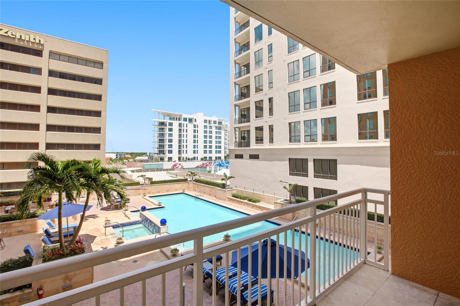 1350 MAIN RESIDENTIAL - Residential