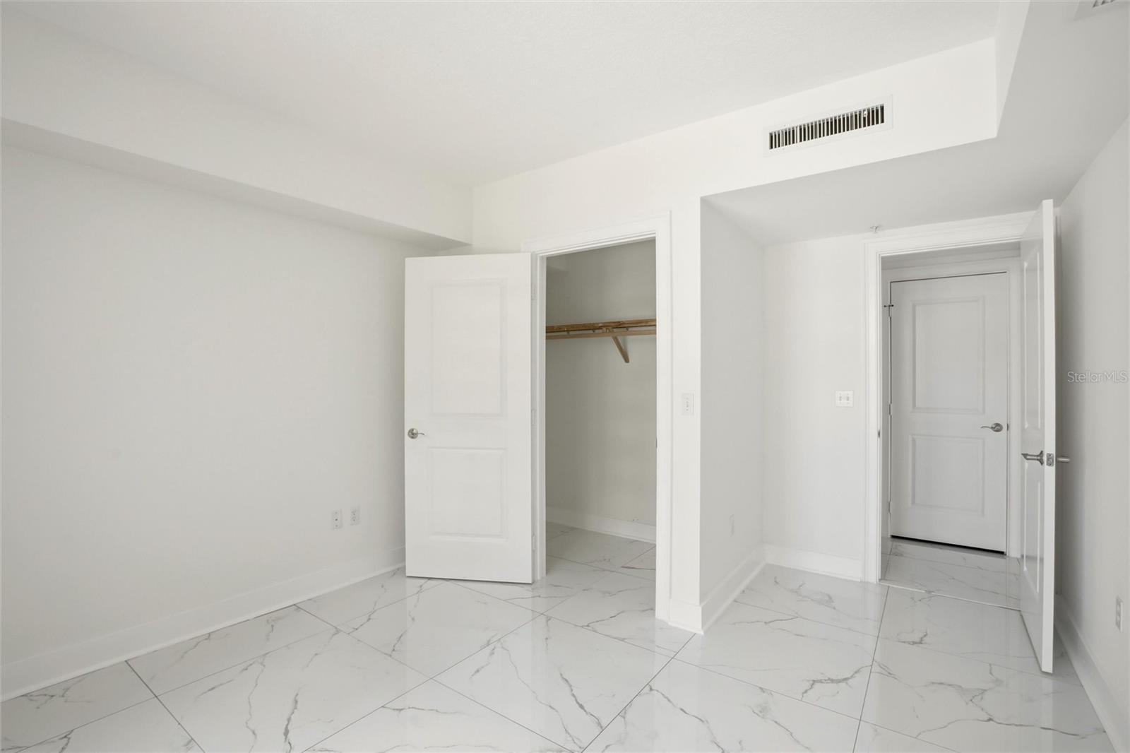 1350 MAIN RESIDENTIAL - Residential