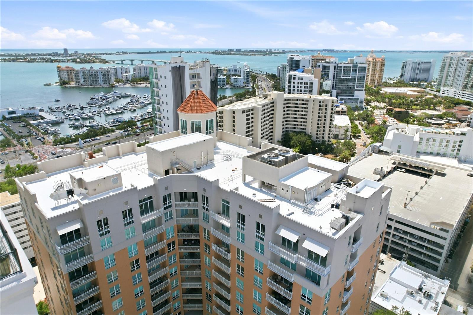 1350 MAIN RESIDENTIAL - Residential