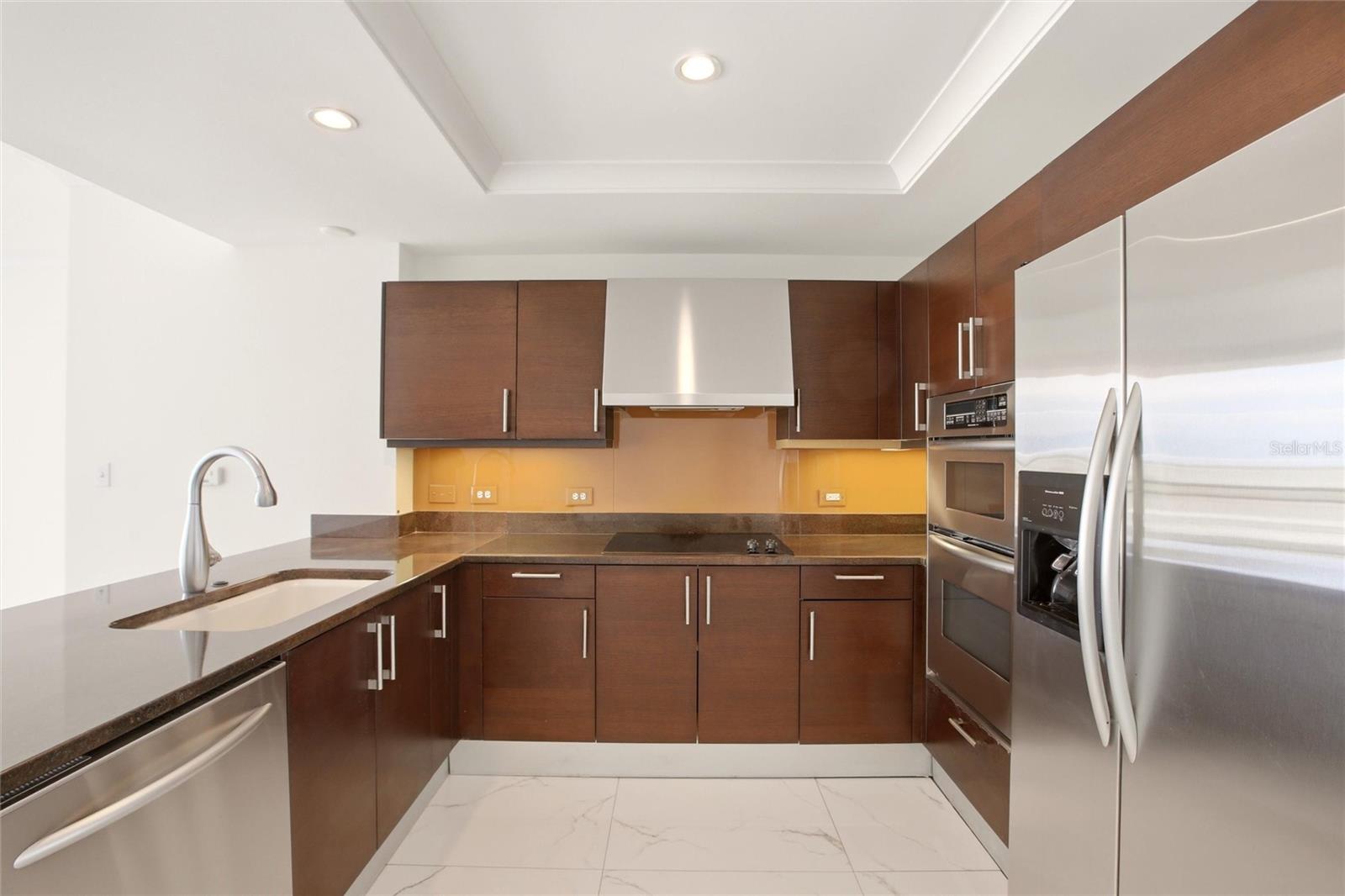 1350 MAIN RESIDENTIAL - Residential