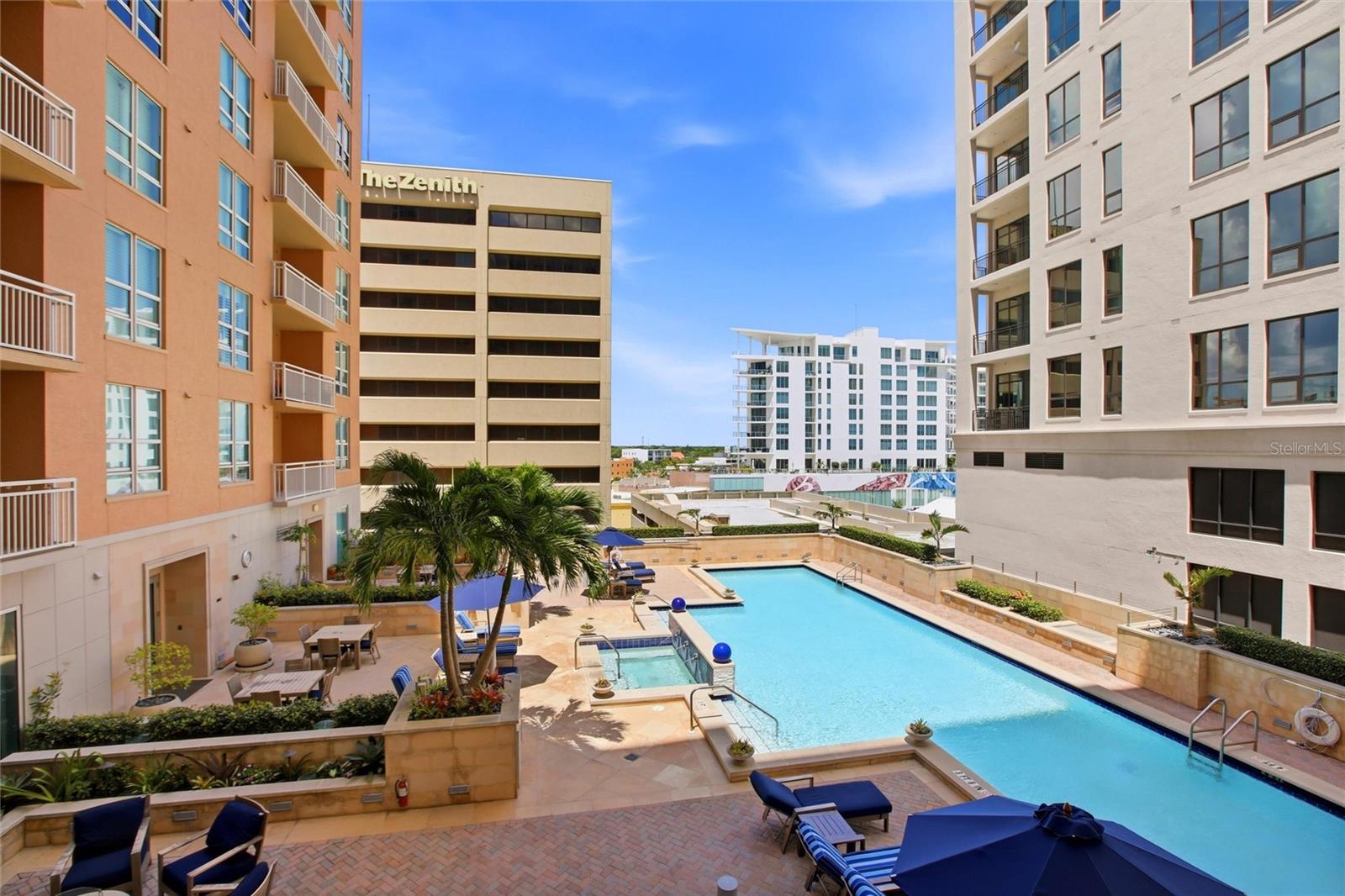 1350 MAIN RESIDENTIAL - Residential