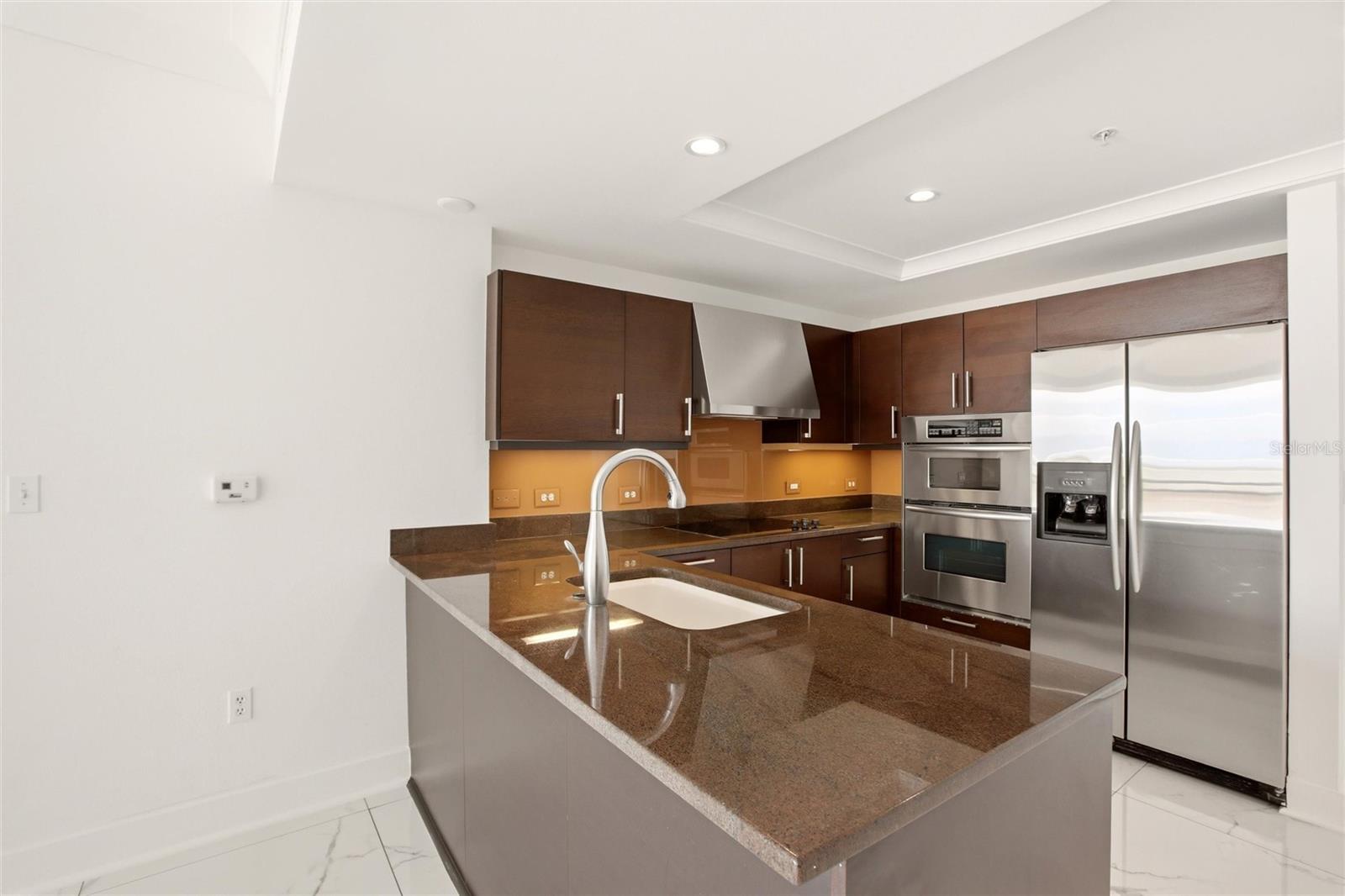 1350 MAIN RESIDENTIAL - Residential