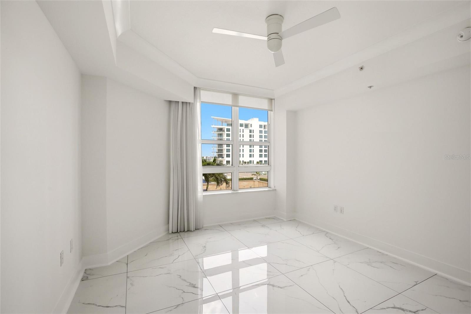 1350 MAIN RESIDENTIAL - Residential