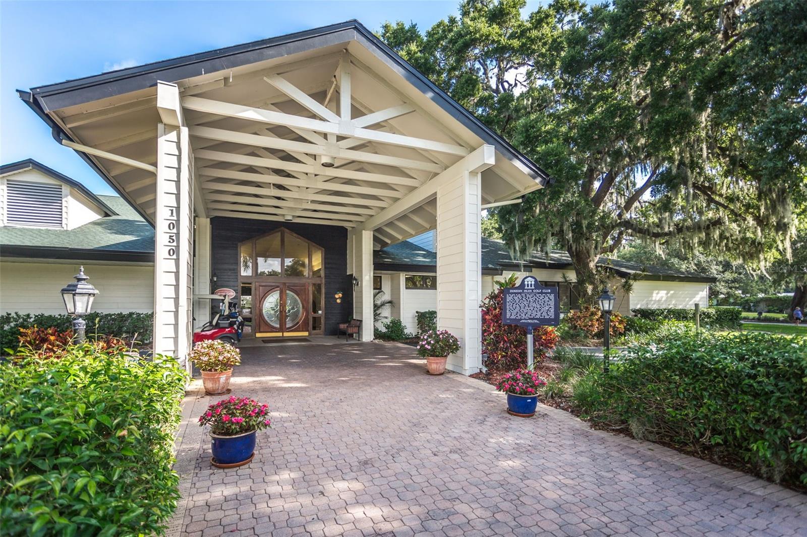 RAVENWOOD MANOR - Residential Lease