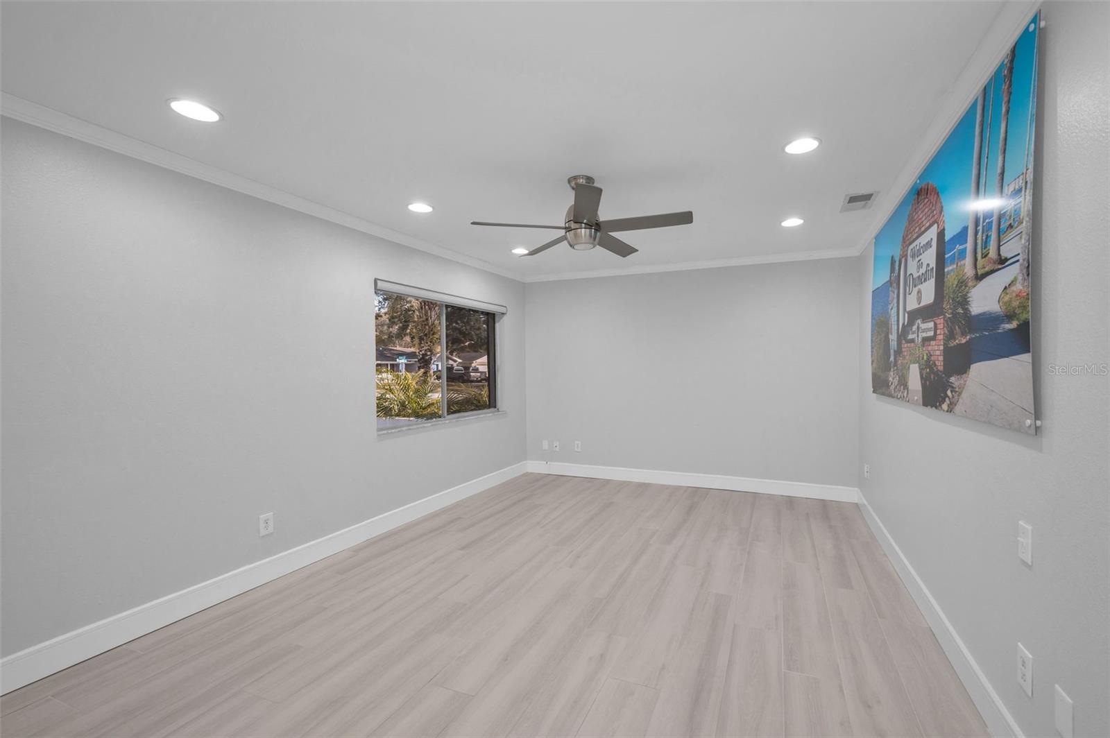 RAVENWOOD MANOR - Residential Lease