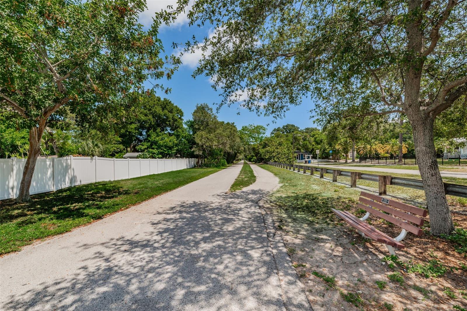 RAVENWOOD MANOR - Residential Lease