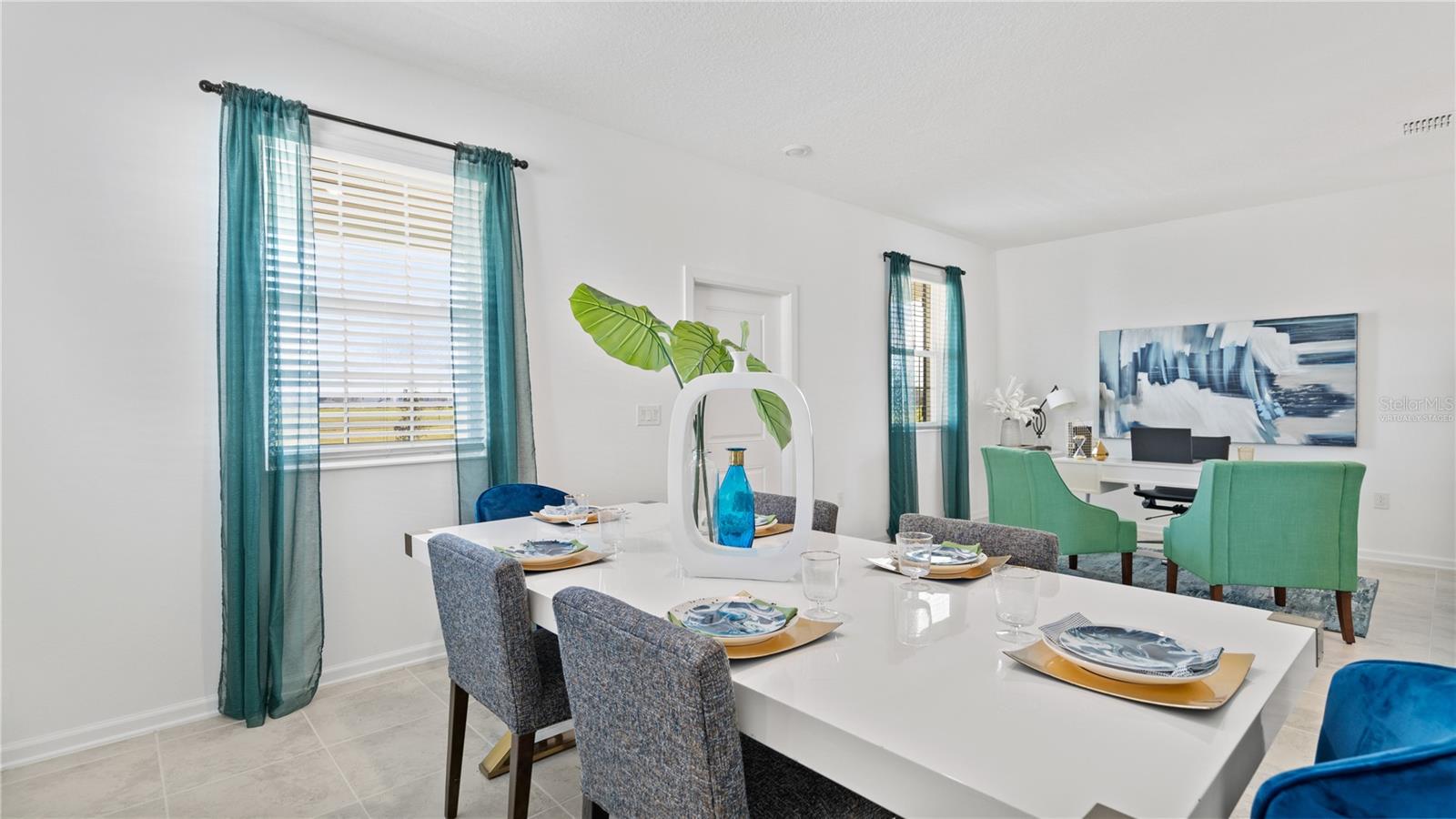 SPRINGHEAD LAKES 25TH - Residential