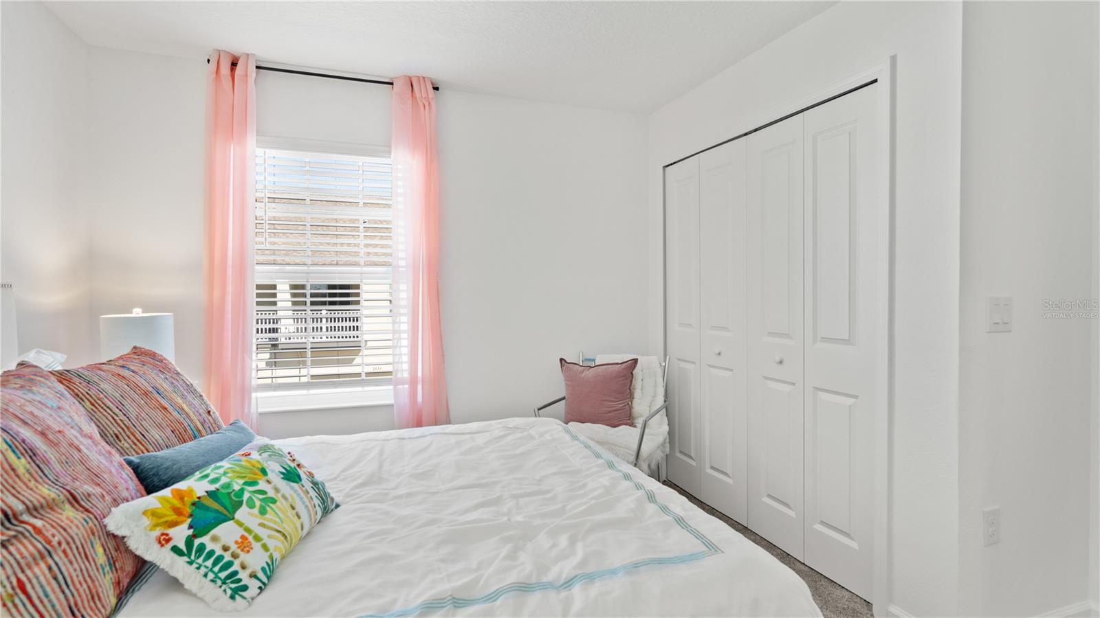 SPRINGHEAD LAKES 25TH - Residential