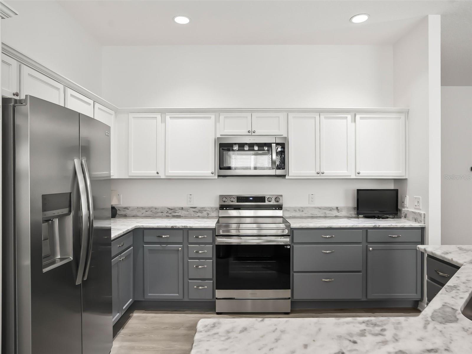 VILLAGES/FRUITLAND PARK LEO VILL - Residential