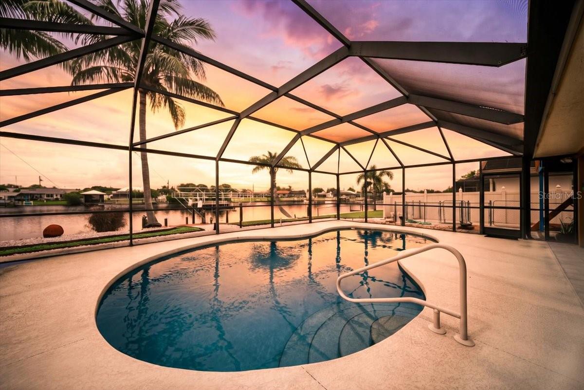 250 E TARPON BOULEVARD NW