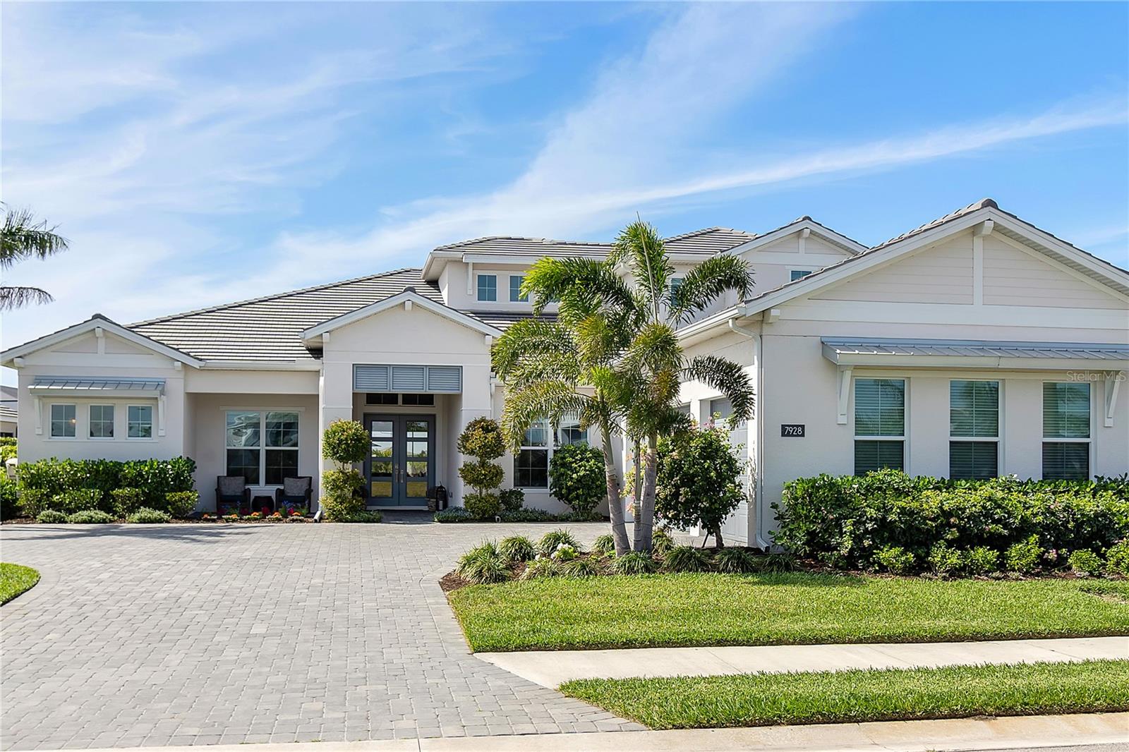 7928 REDONDA LOOP
