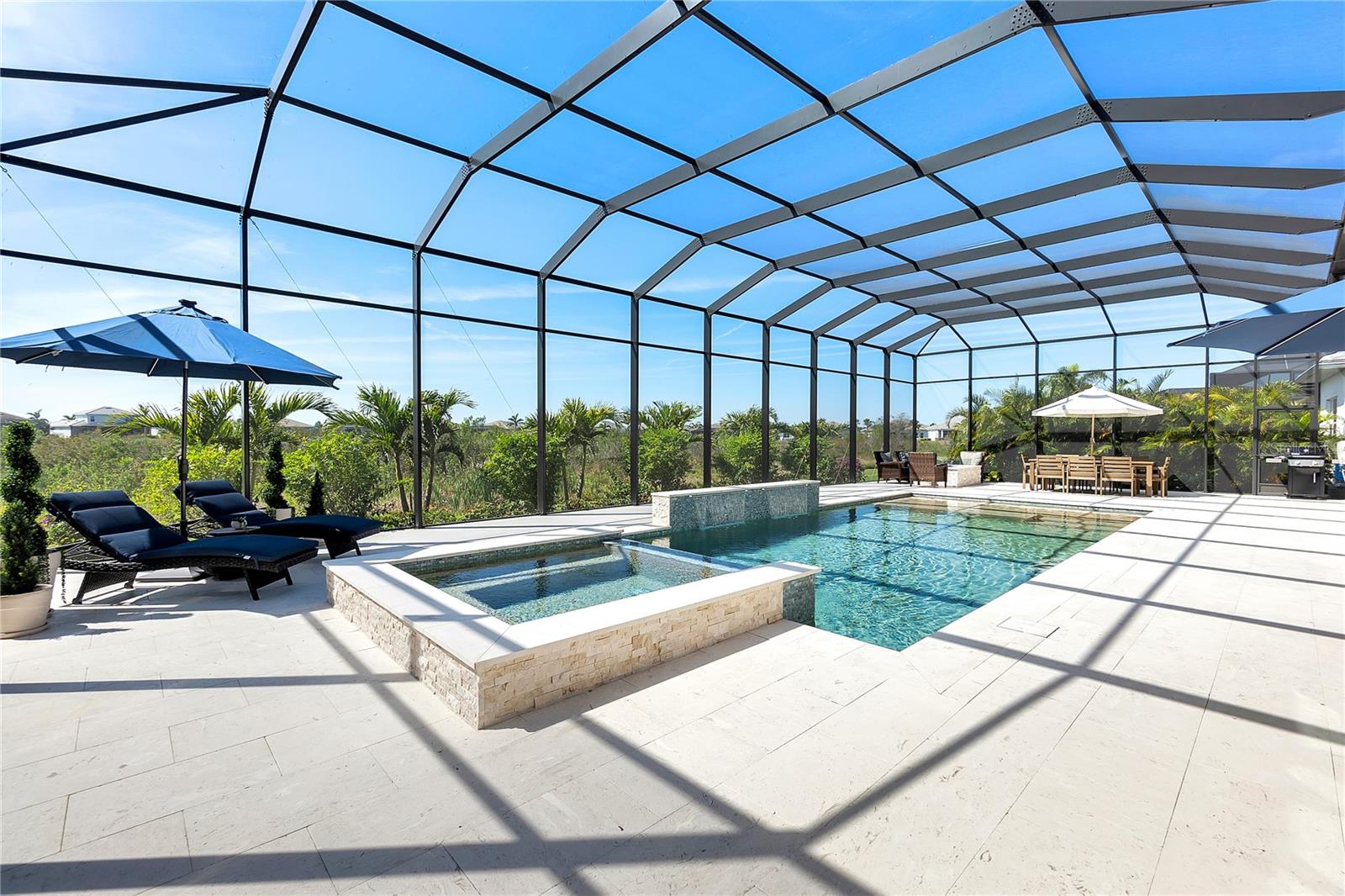 7928 REDONDA LOOP