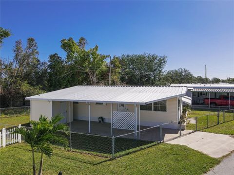 A home in BRADENTON