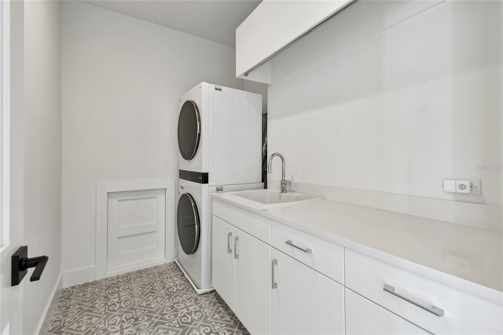 ZZZ/ UNPLATTED - Residential