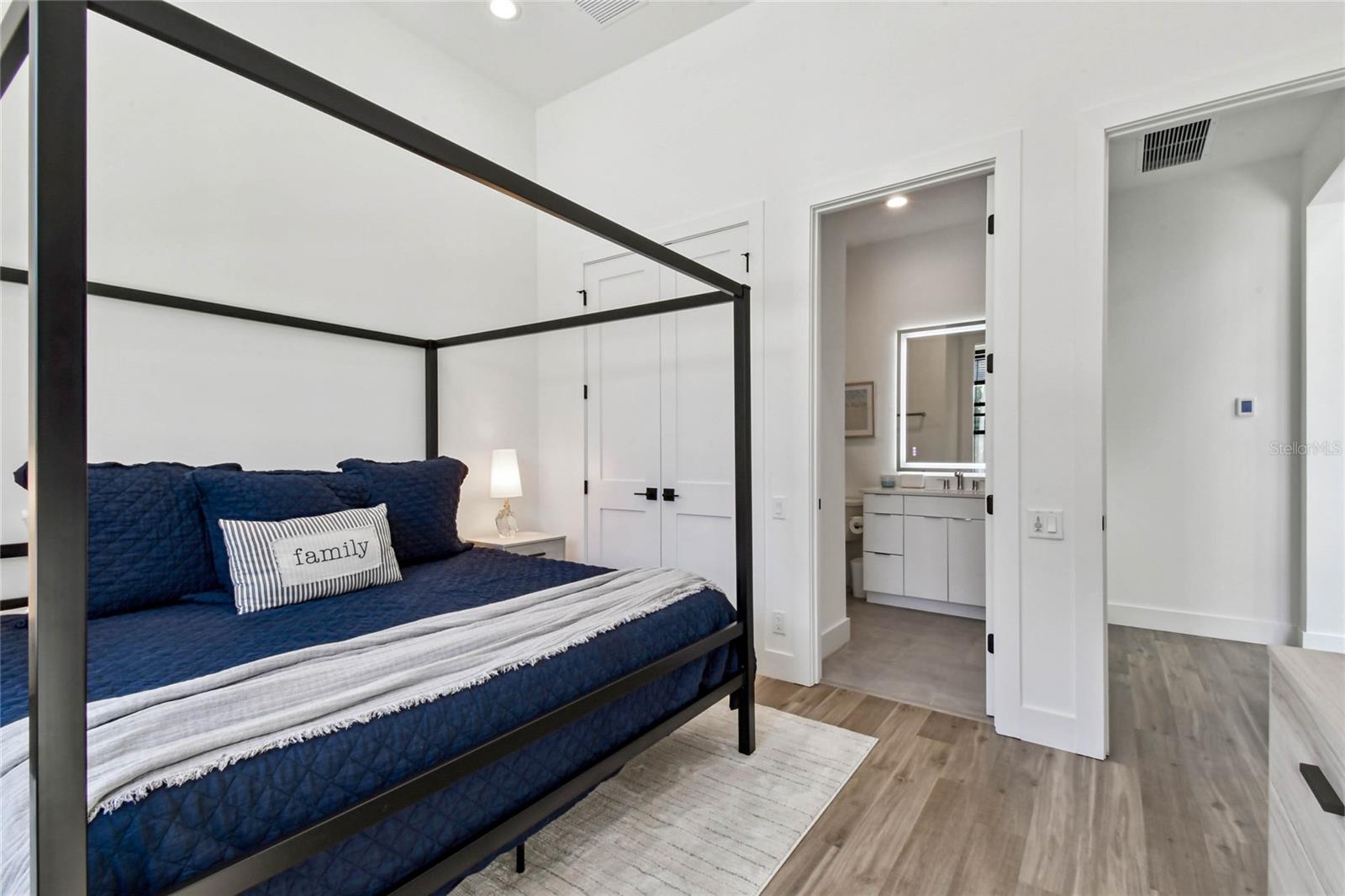 ZZZ/ UNPLATTED - Residential