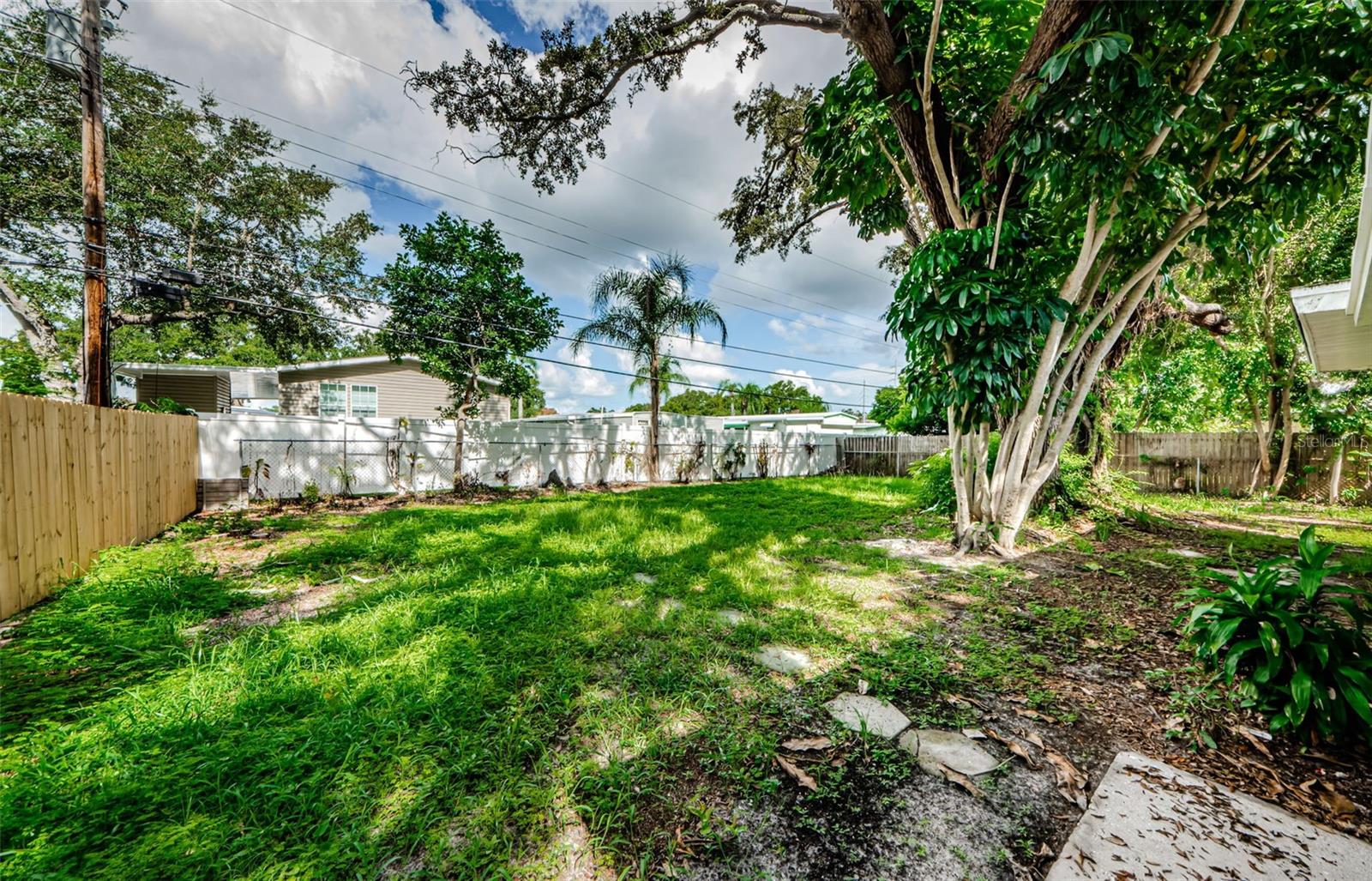 SHERWOOD FOREST SUB - Residential Lease