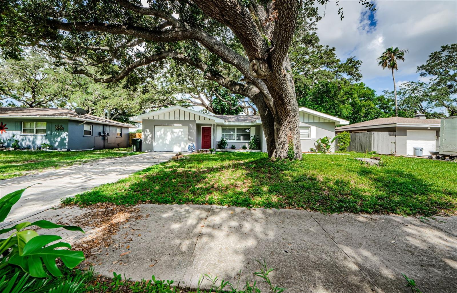 SHERWOOD FOREST SUB - Residential Lease