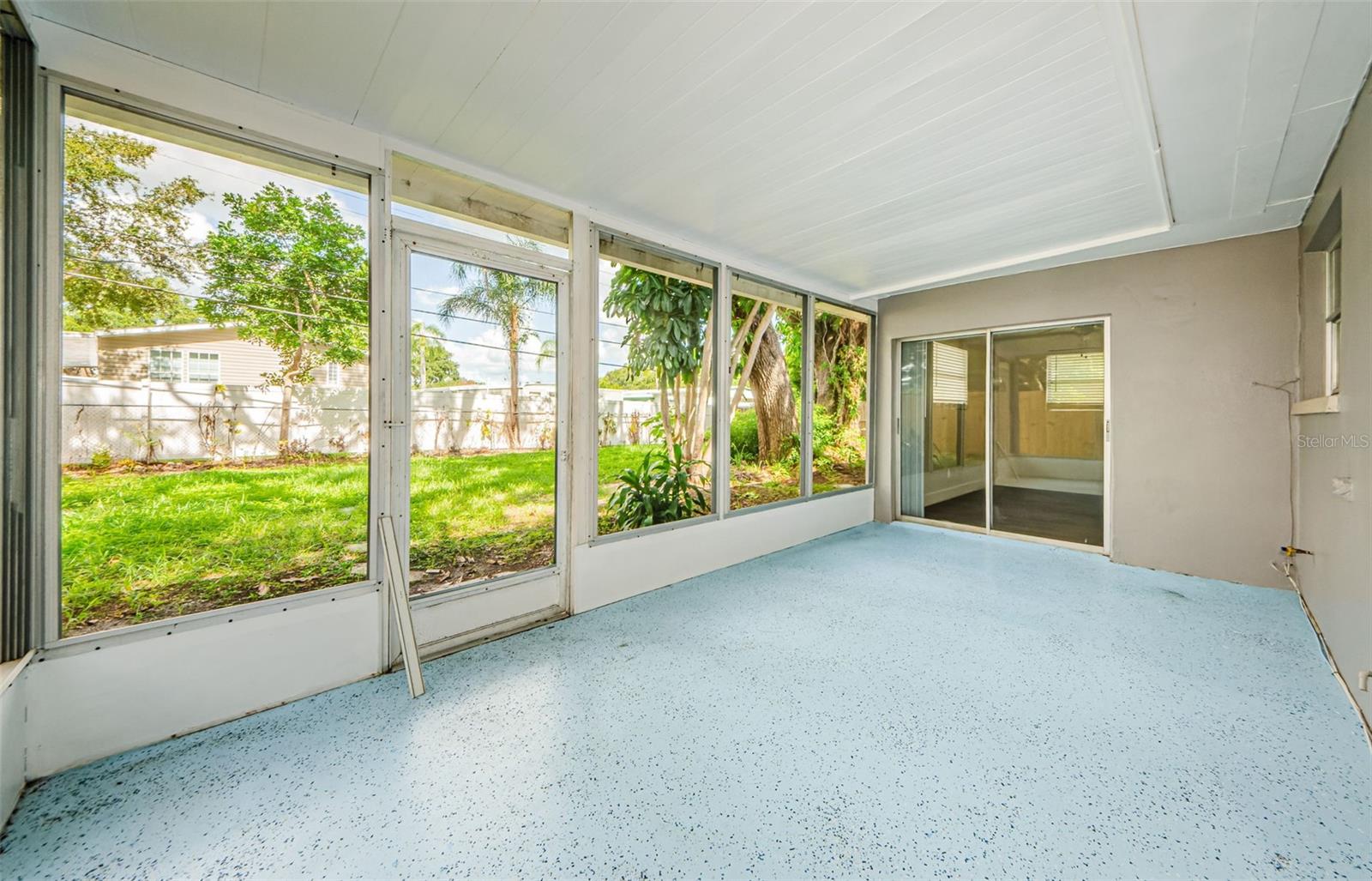 SHERWOOD FOREST SUB - Residential Lease